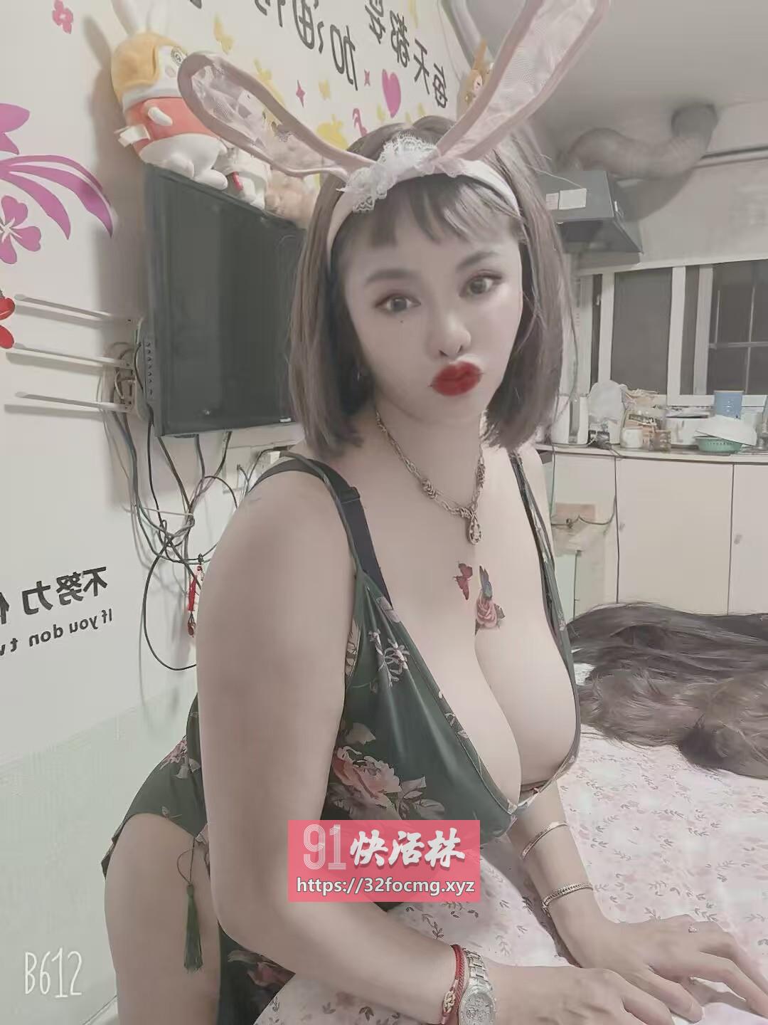 姑苏丰乳肥臀小姐姐