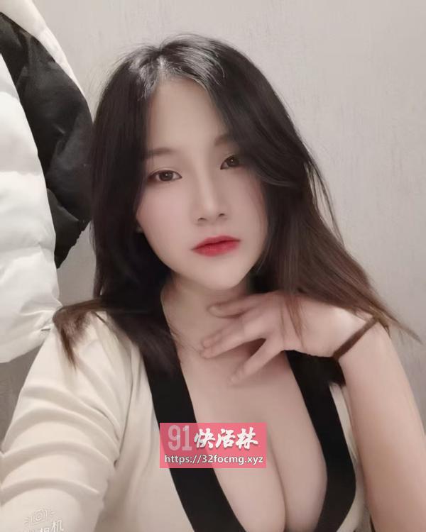 性感年轻小骚货