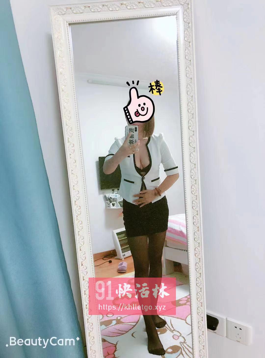 胸大身材好服务不错的少妇