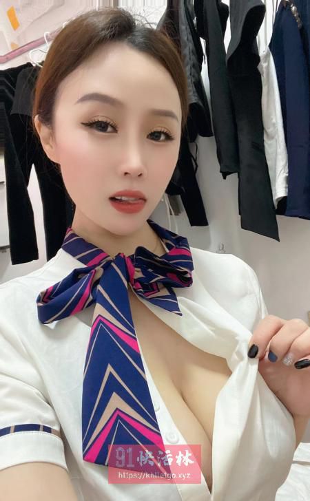 OL黑丝御姐婷婷