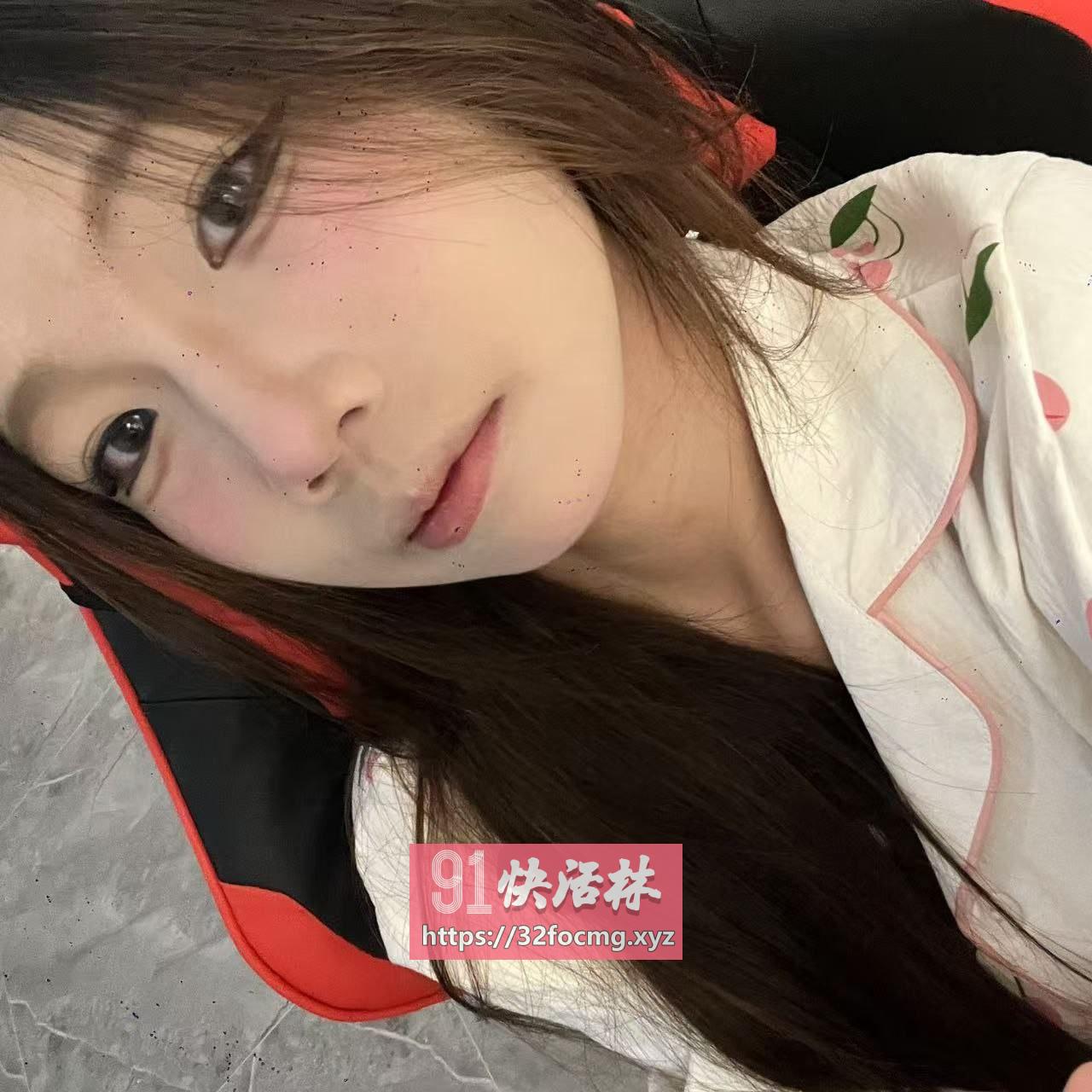 身材丰满的御姐尽情玩弄