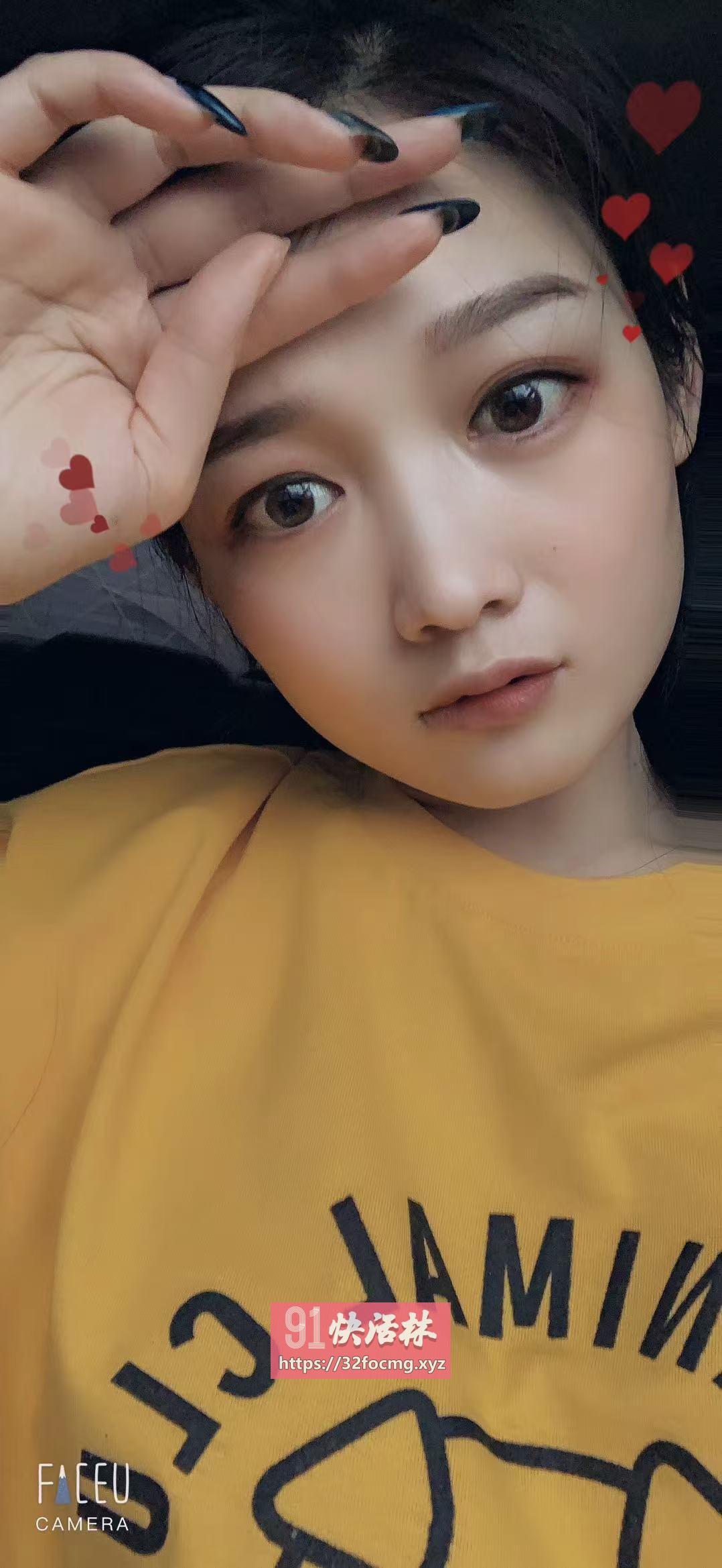 小巧风韵的少妇