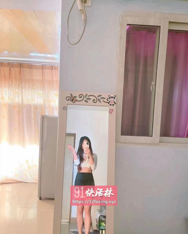 肤白气质韵味少妇