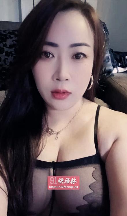 服务型泻火熟妇