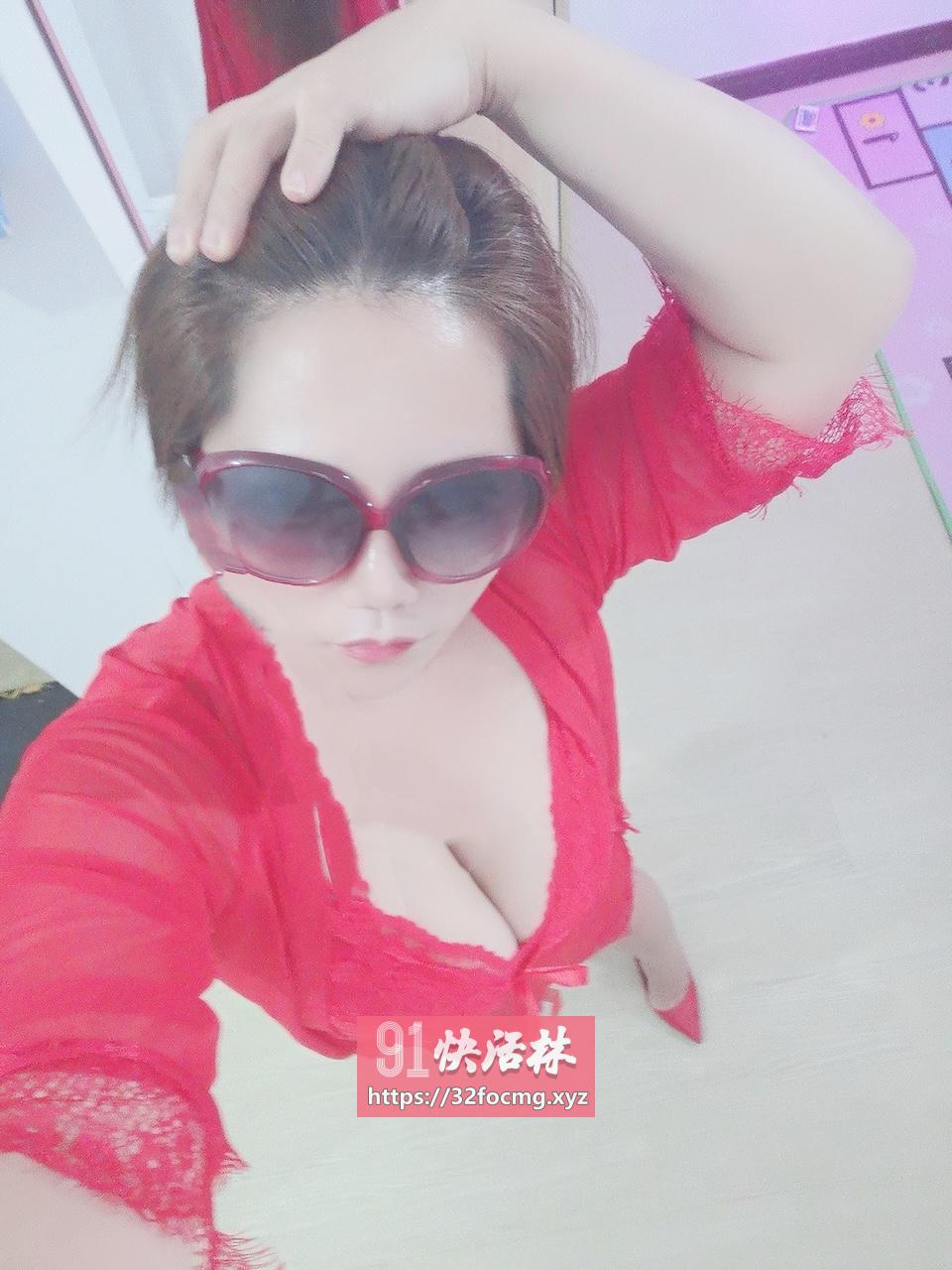 微胖大奶老师