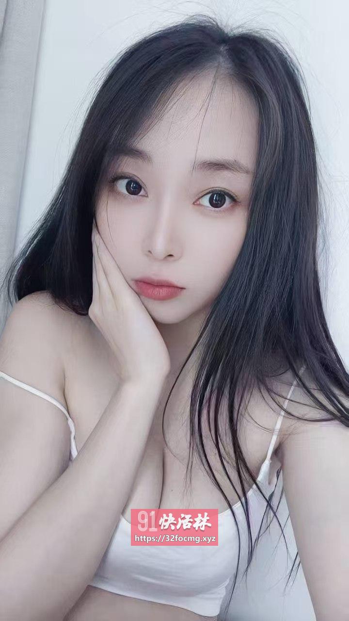 雨花性感苗条粉嫩多汁