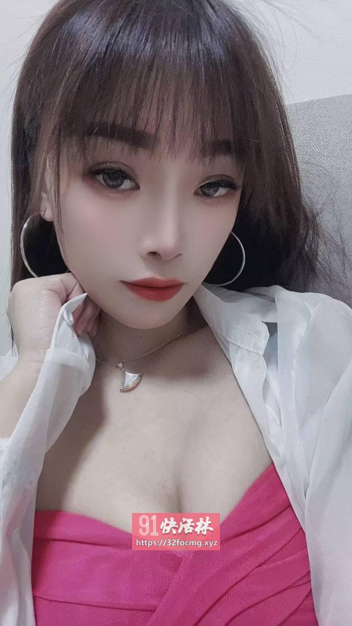 天河极品嫩妹活好会夹吸