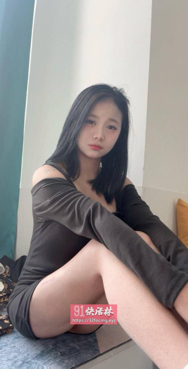 妹子很不错 也很配合