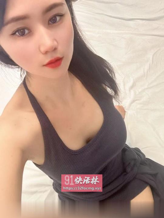 天宁气质白嫩大奶妹