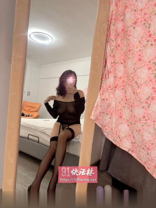 大奶翘臀甜甜