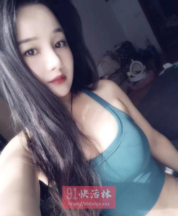 嘉兴长发大胸妹子