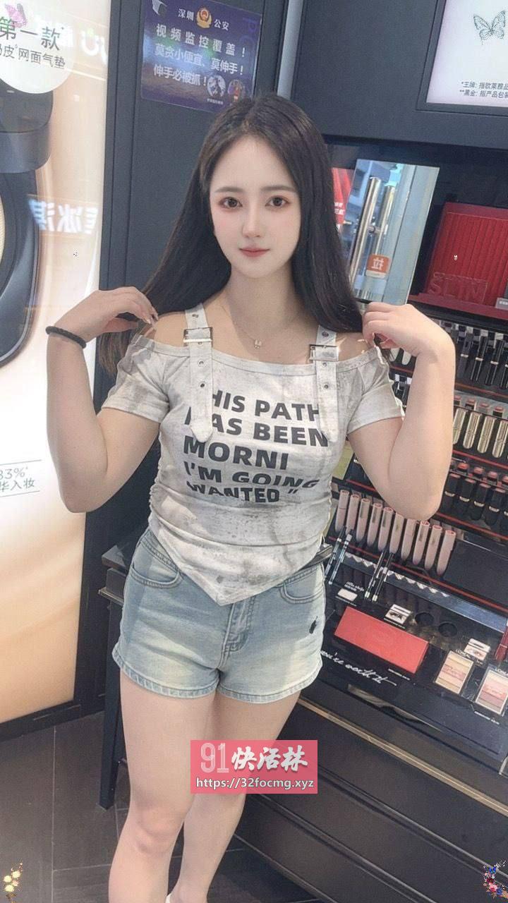 武侯性感丰满小骚货