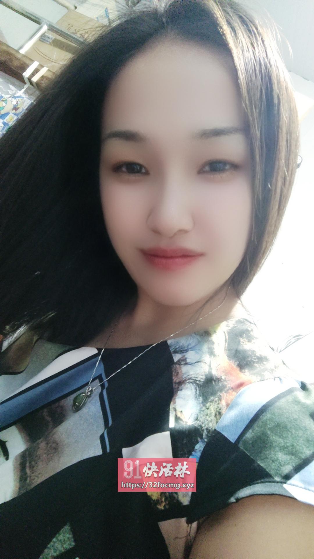 娇小身材超水嫩嫩妹