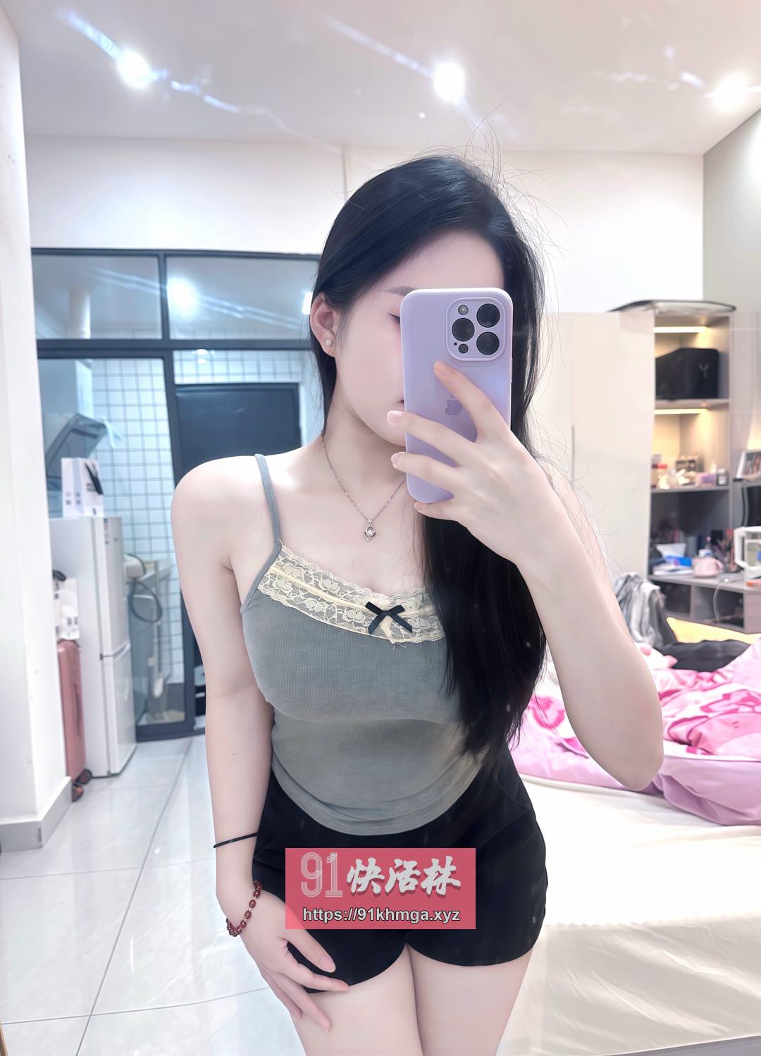 风骚热情大奶妹妹