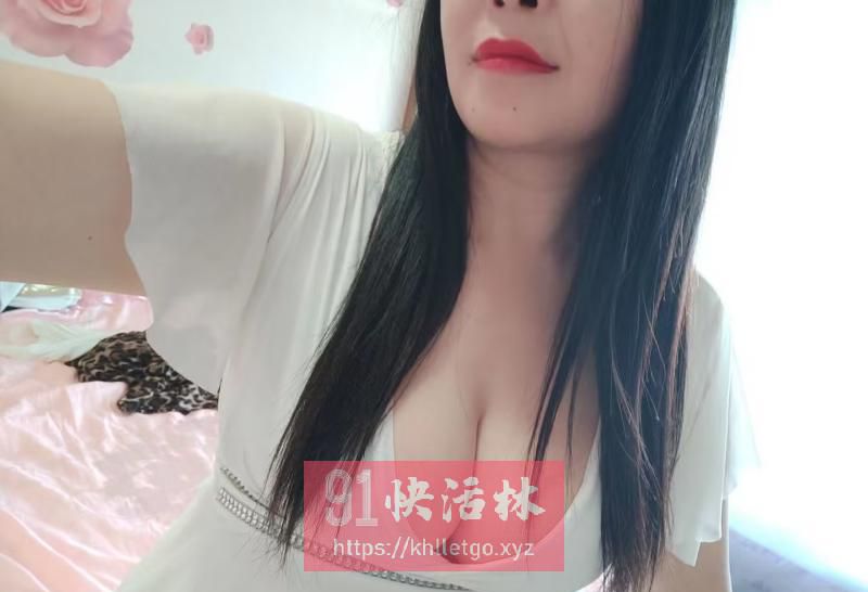 大胸熟女少妇