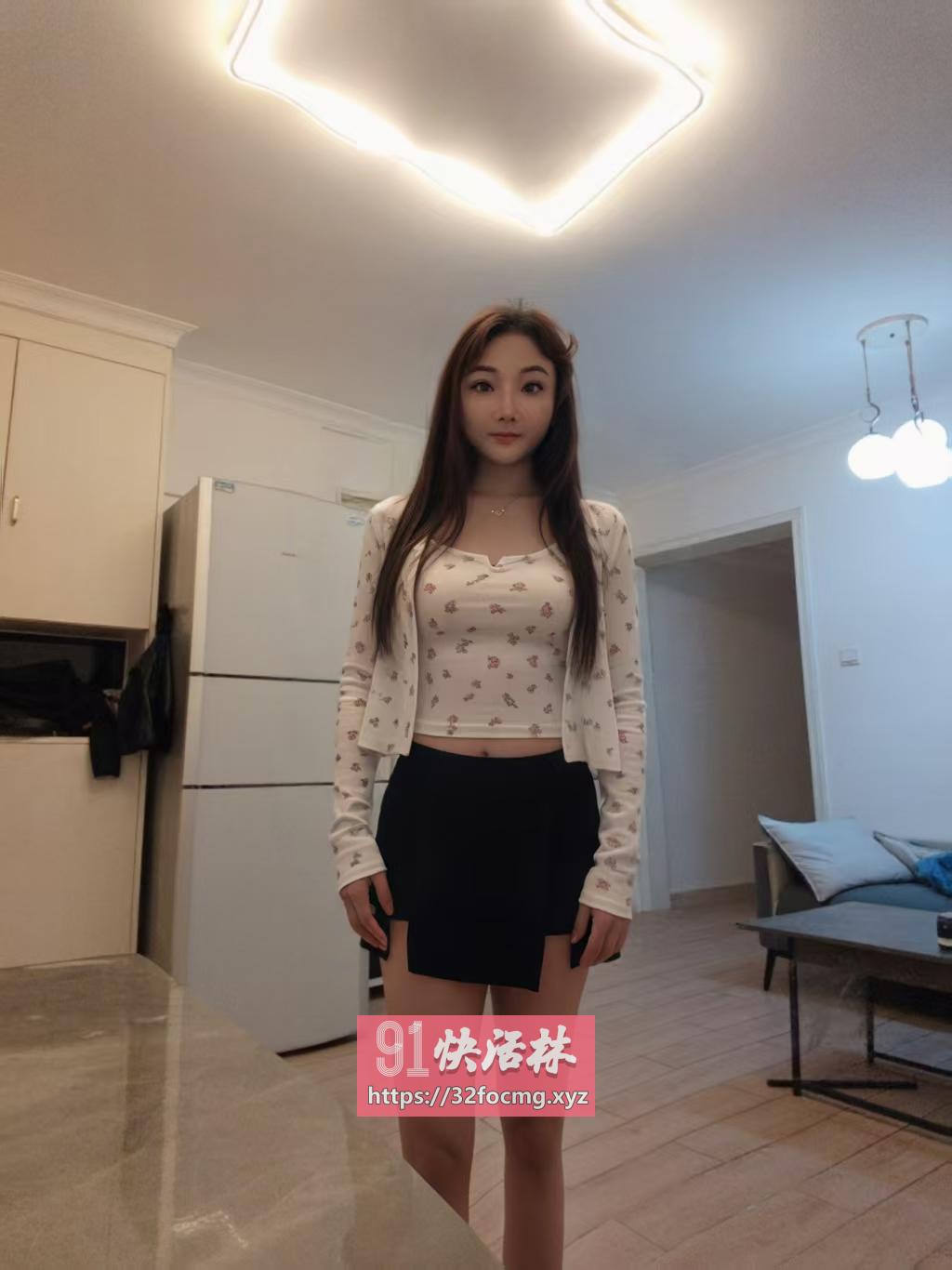 高颜值反差骚货口活一绝