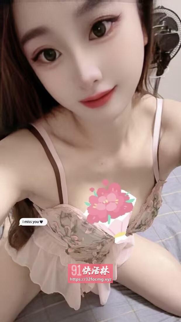 非常闷骚的邻家小妹