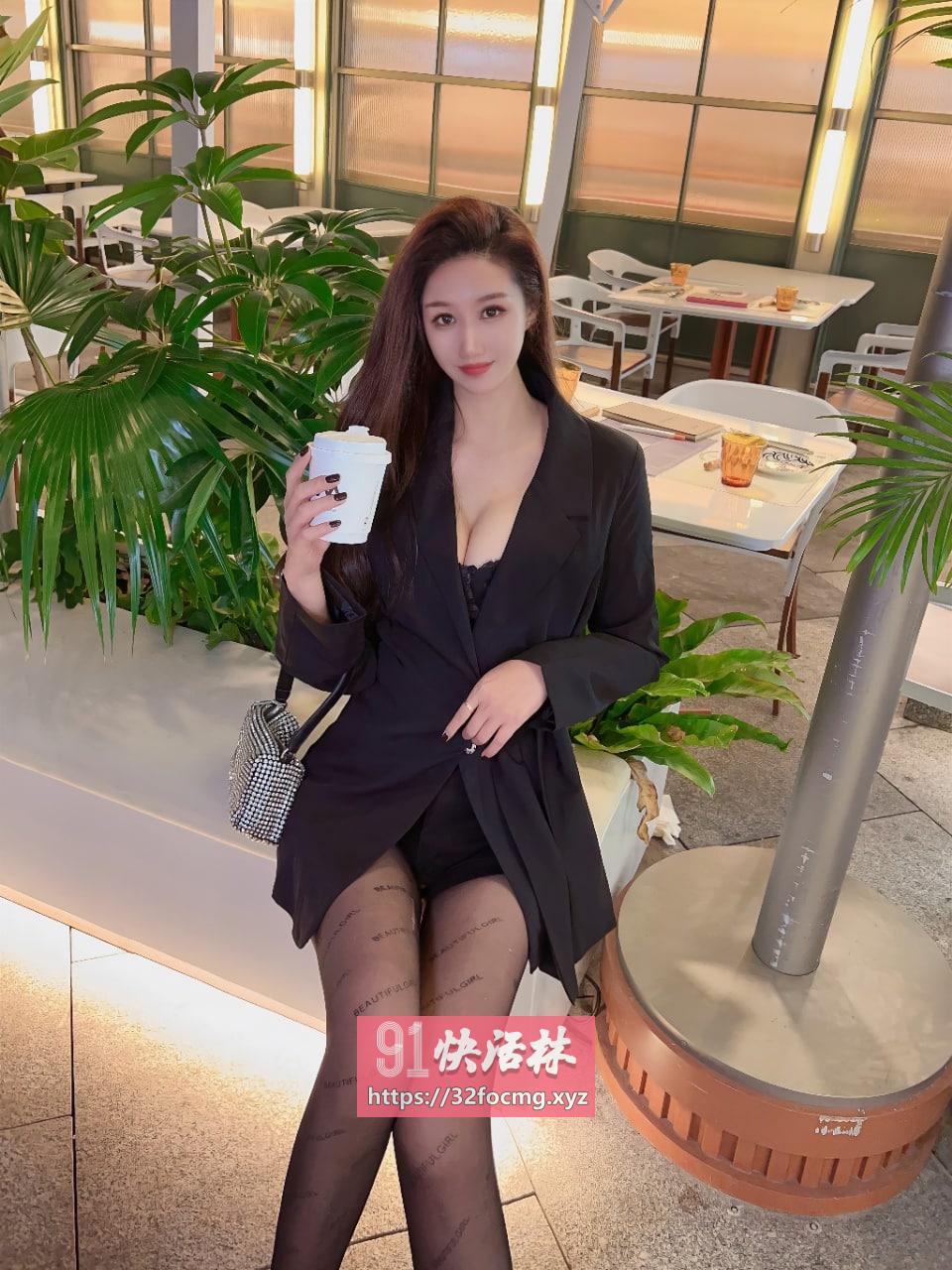 安顺黑丝控让我欲罢不能直接撕开开干