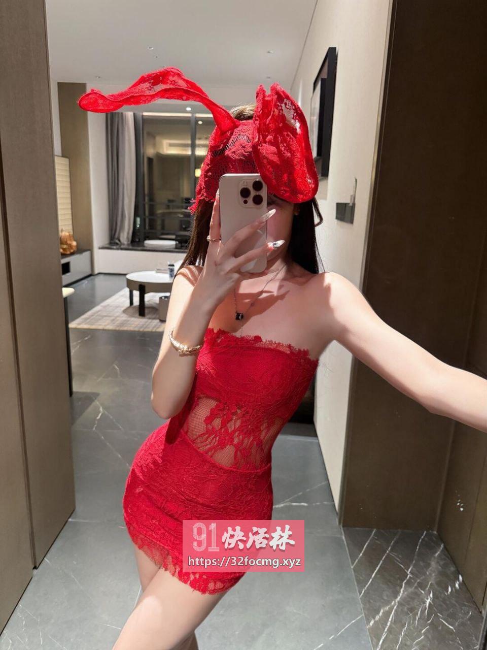性感温柔新人小熊