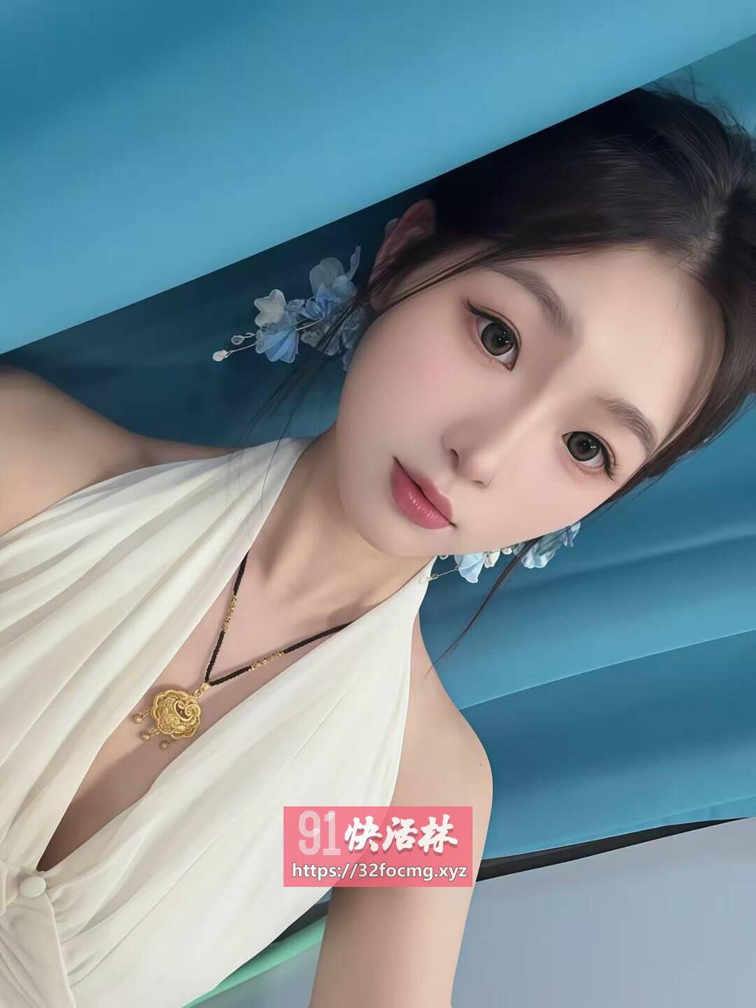 性感小妹妩媚多姿