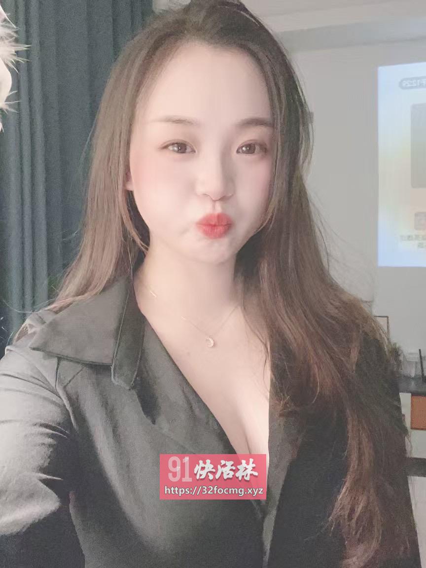 厦门极品会吸 会舔嫩妹