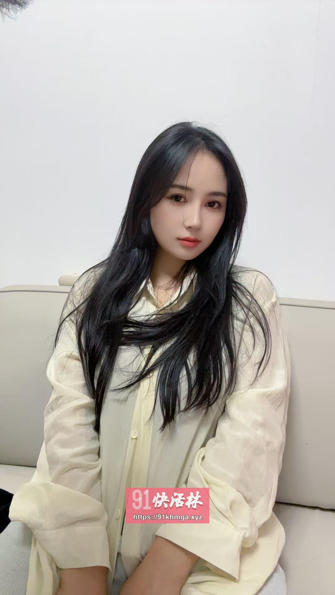 思明小妹肤白貌美