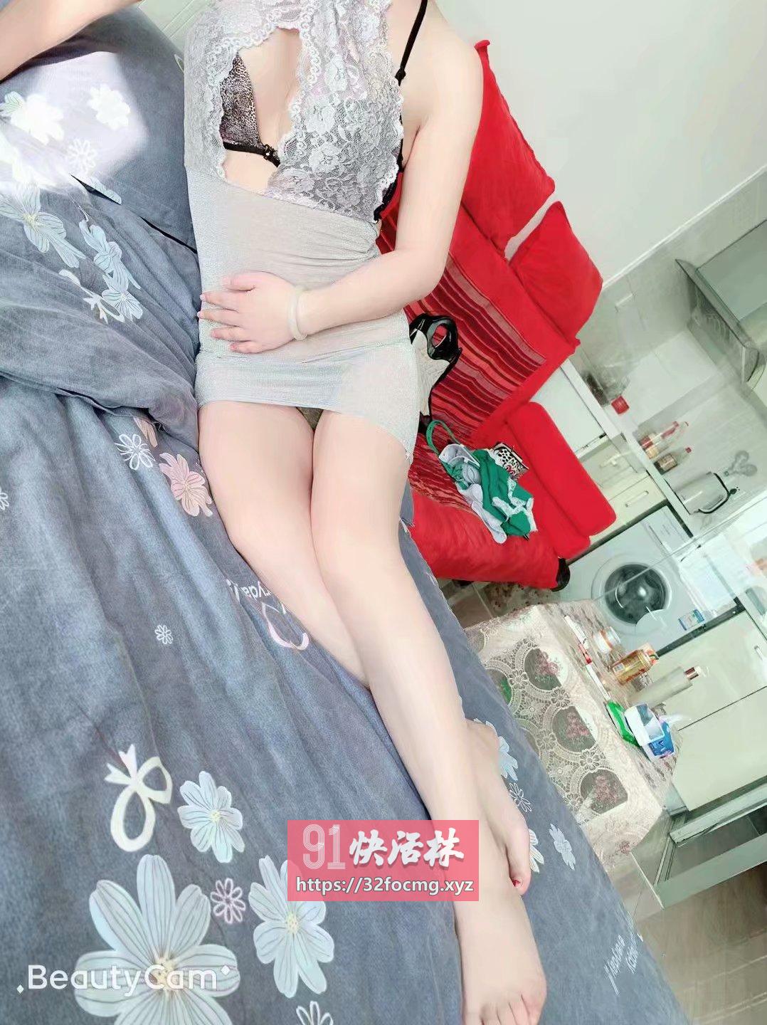 郑州极品白净粉嫩妹妹