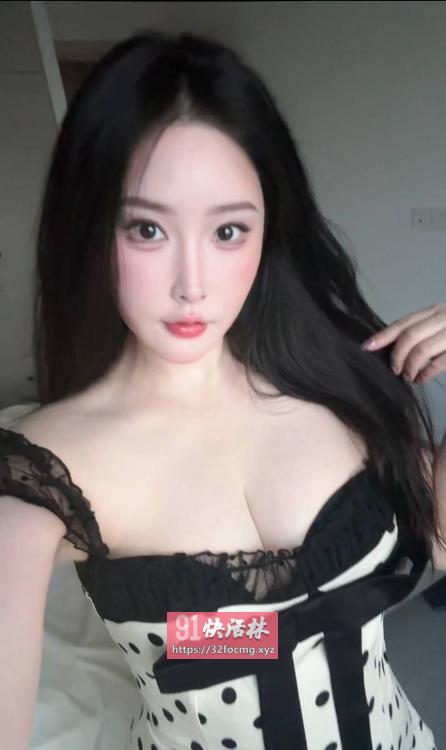 天河白嫩大奶御姐