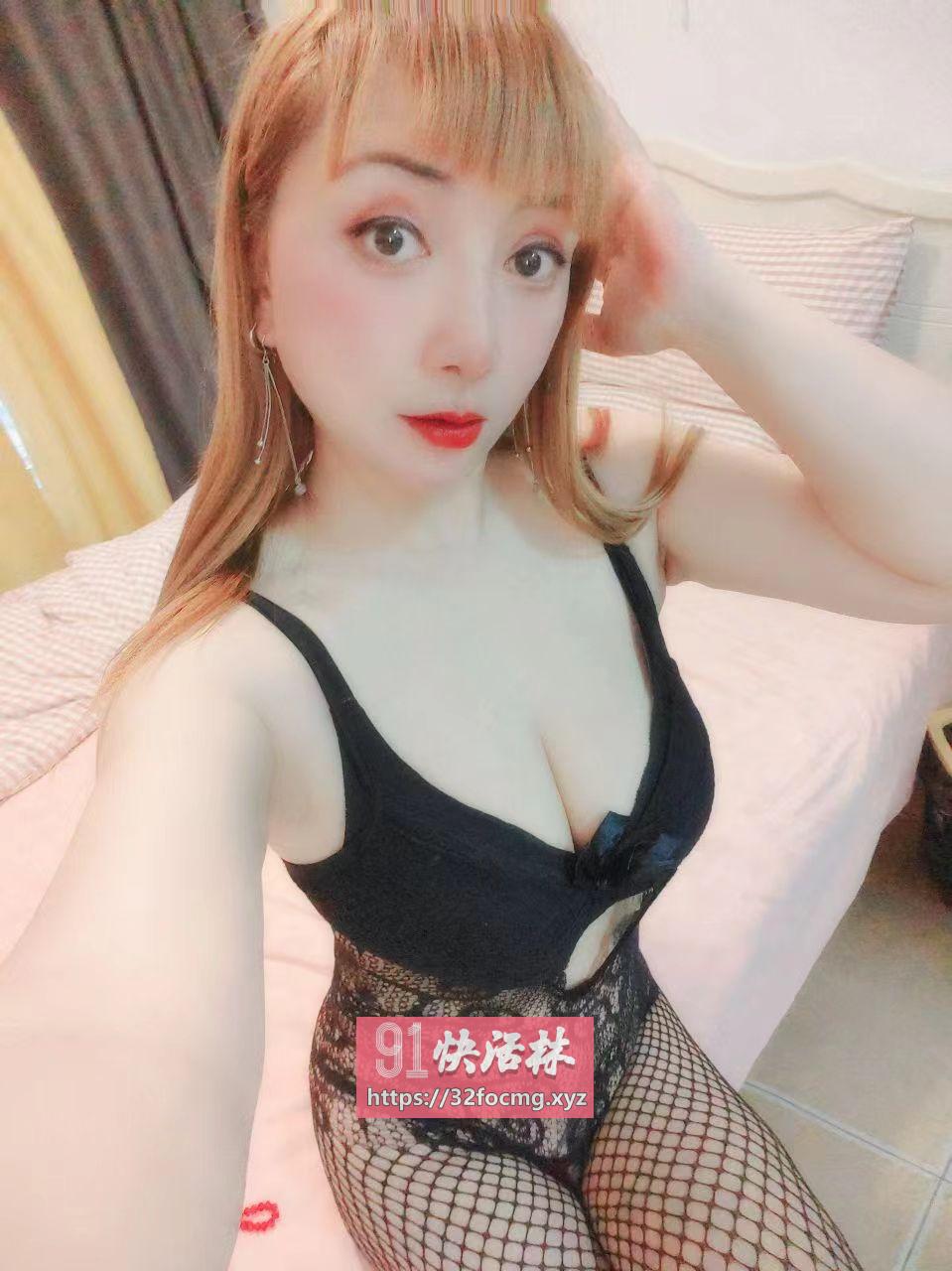 服务型的风骚少妇