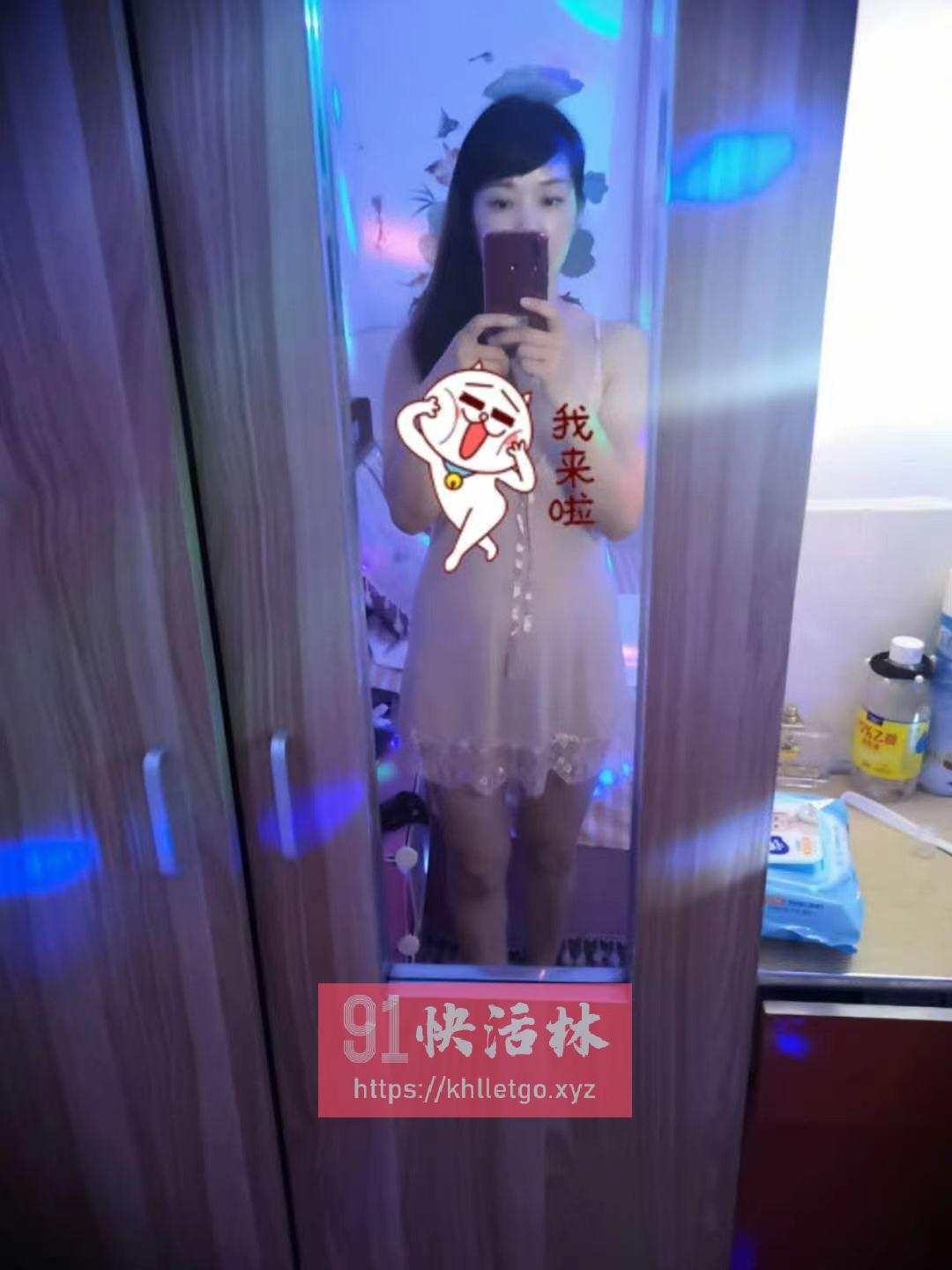 石岩罗租黑丝少妇